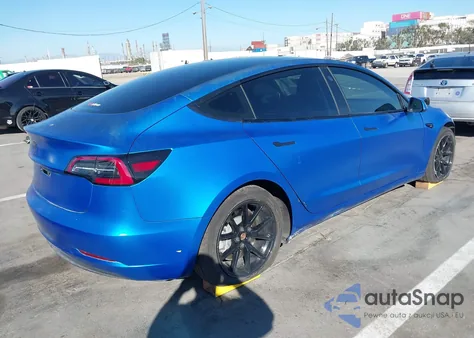 2021 Tesla Model 3 Long Range Dual Motor All-Wheel Drive z USA, uszkodzony, nr VIN 5YJ3E1EB2MF003858